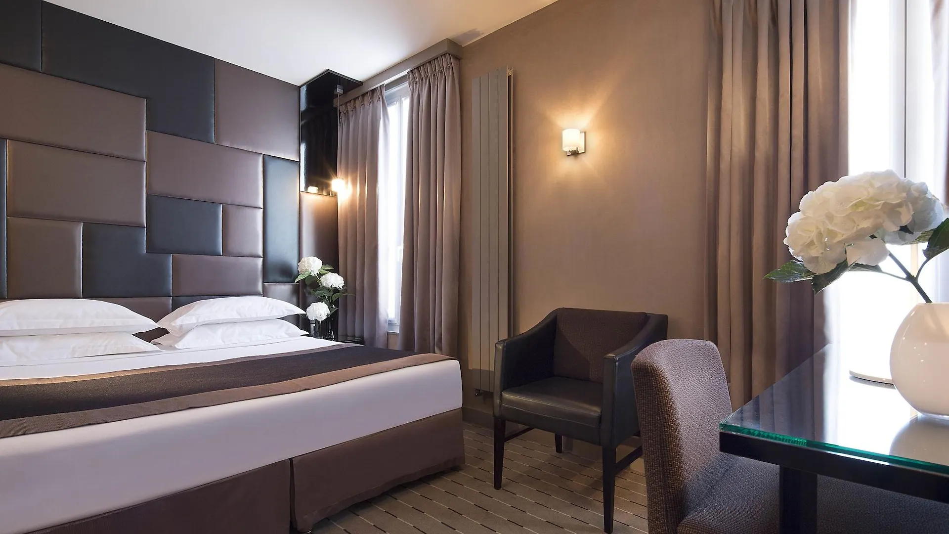 Hotel A La Villa Des Artistes Paris