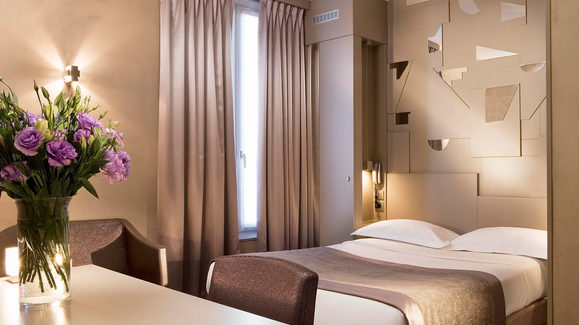 Hotel A La Villa Des Artistes Paris