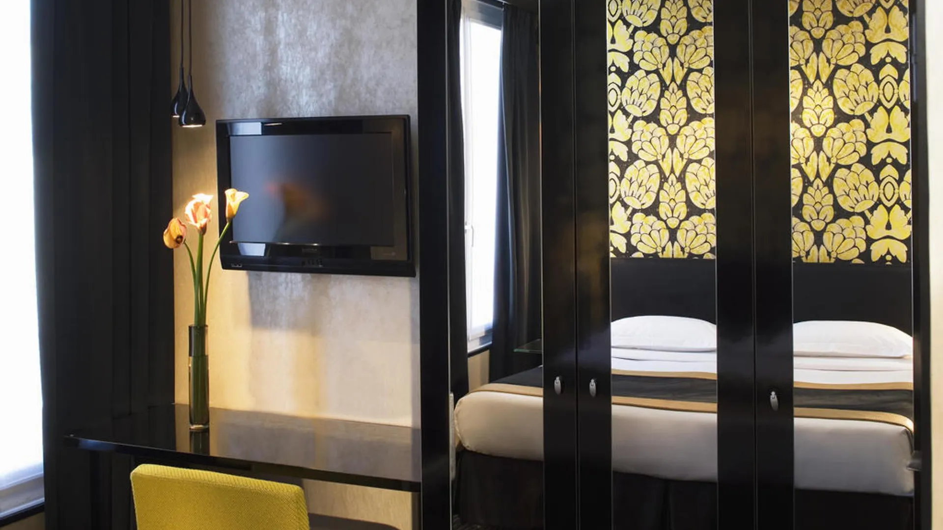 Hotel A La Villa Des Artistes Paris