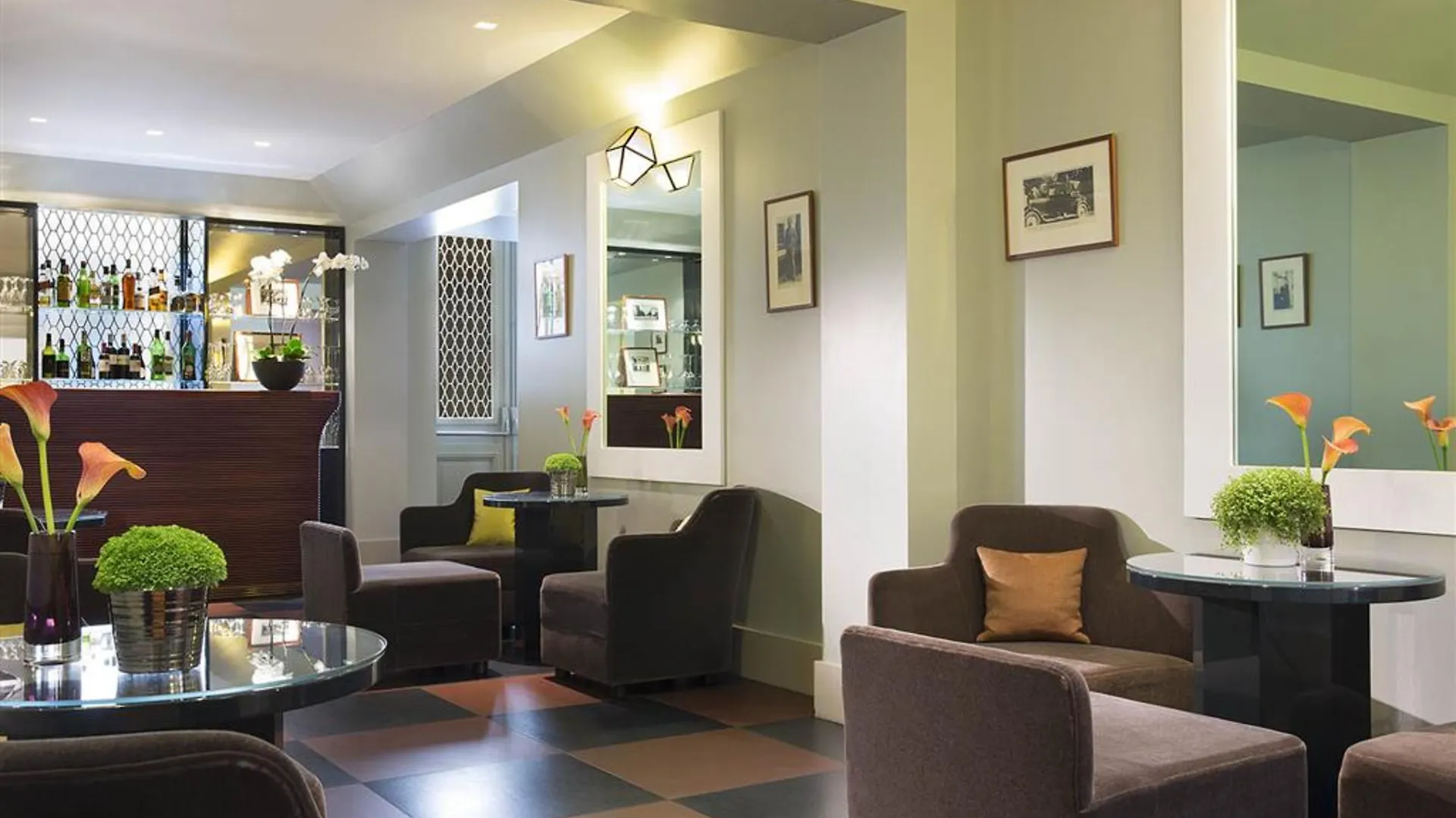 ***  פריז Hotel A La Villa Des Artistes צרפת