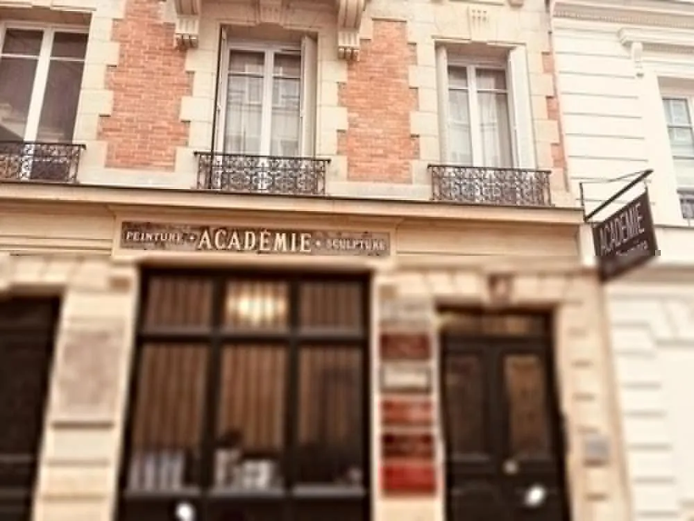 Hotel A La Villa Des Artistes Paris France