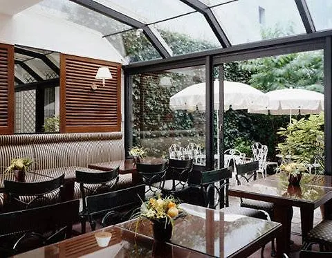 Hotel A La Villa Des Artistes Paris