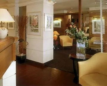 ***  Hotel A La Villa Des Artistes Paris France