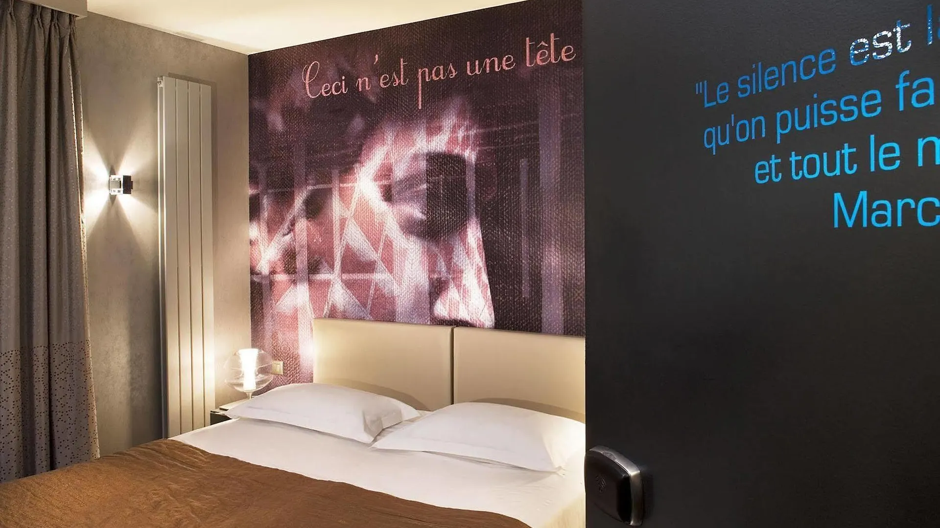 Hotel A La Villa Des Artistes Paris 3*,  France