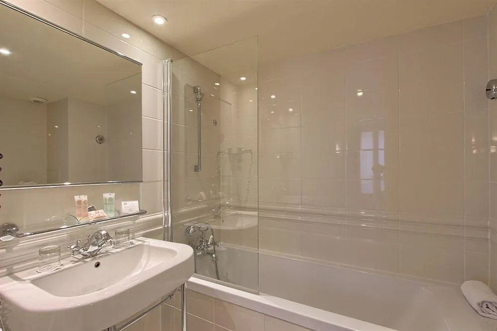 Hotel A La Villa Des Artistes Paris 3*,  France