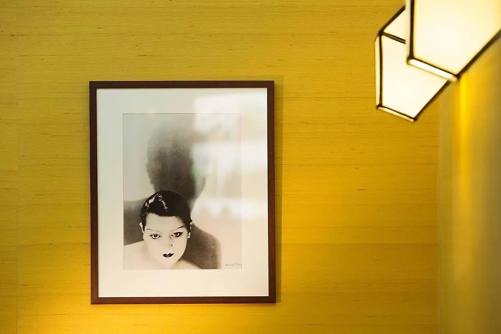 ***  Hotel A La Villa Des Artistes Paris France